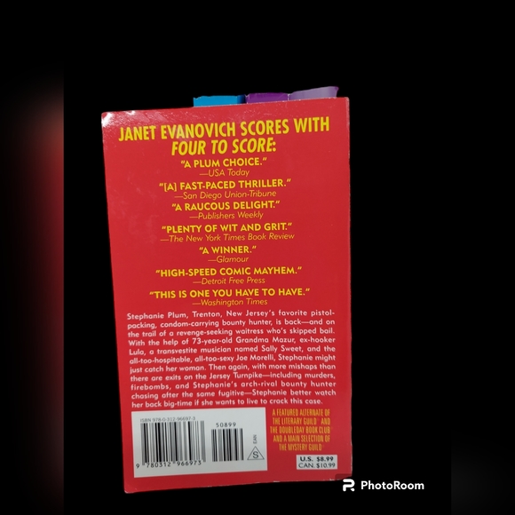 Lot of Five Janet Evanovich's Paperback Books - Picture 4 of 6